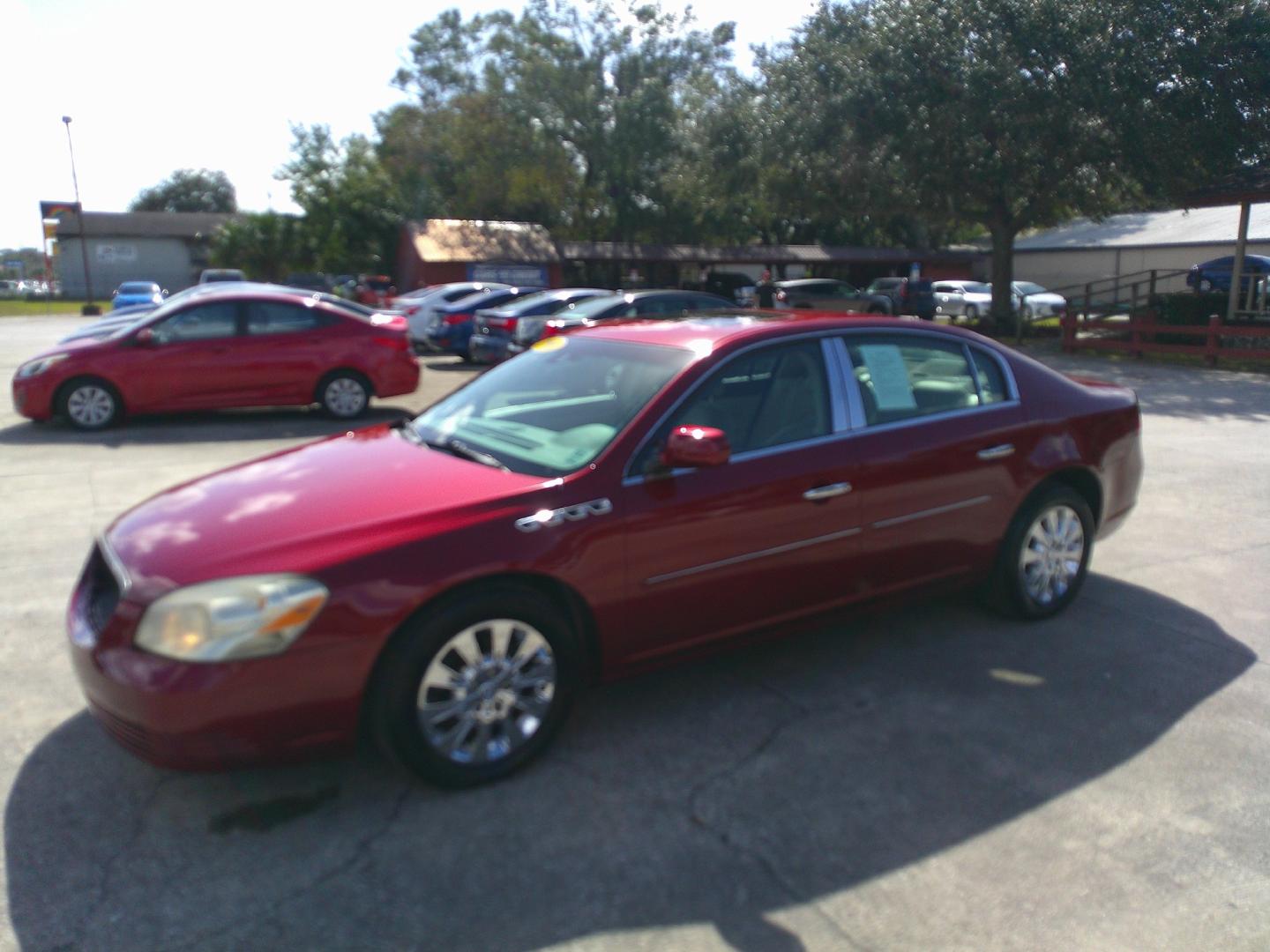 2008 RED BUICK LUCERNE CXL (1G4HR57Y38U) , located at 1200 Cassat Avenue, Jacksonville, FL, 32205, (904) 695-1885, 30.302404, -81.731033 - Photo#1